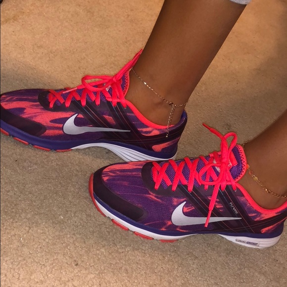 Nike Flywire Dual Fusion Sneakers Size 8 - Picture 3 of 4